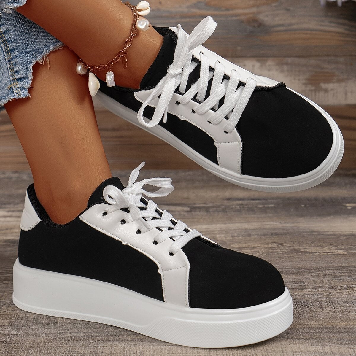 Retro Fashion Casual Sneakers